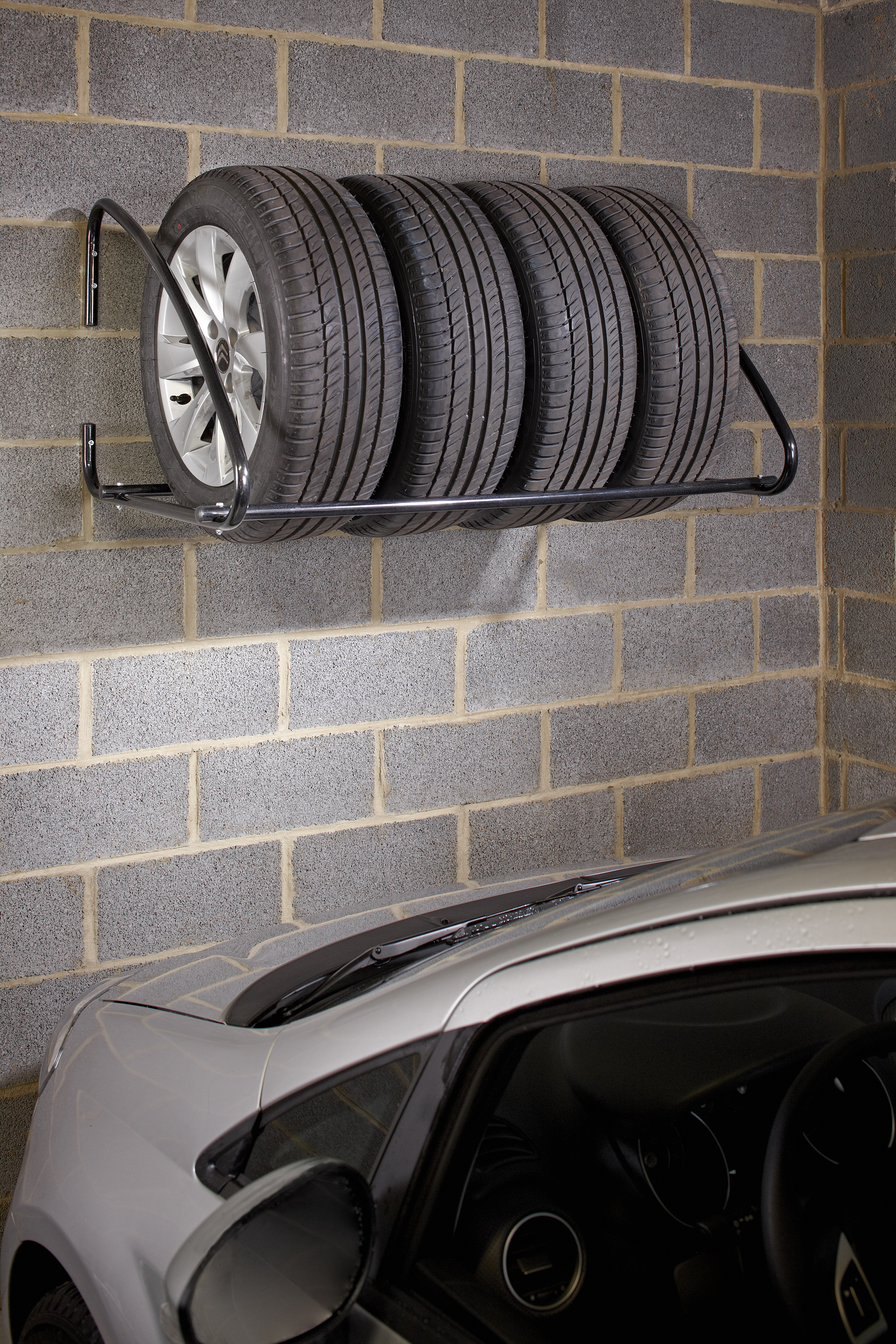 MOTTEZ Wandhalter Aufbewahrung für 4 Reifen, Breite 112cm für Garagen & Keller BILD 5