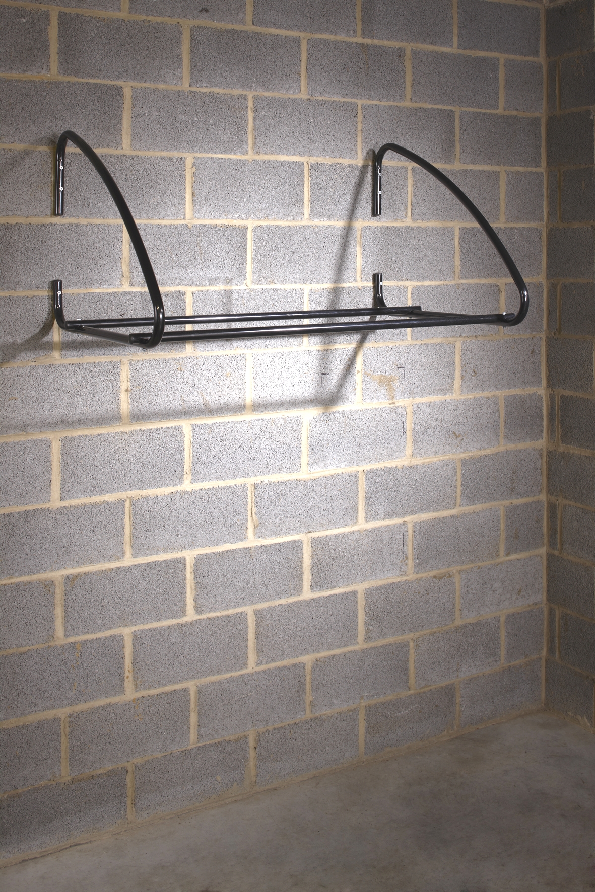 MOTTEZ Wandhalter Aufbewahrung für 4 Reifen, Breite 112cm für Garagen & Keller BILD 2